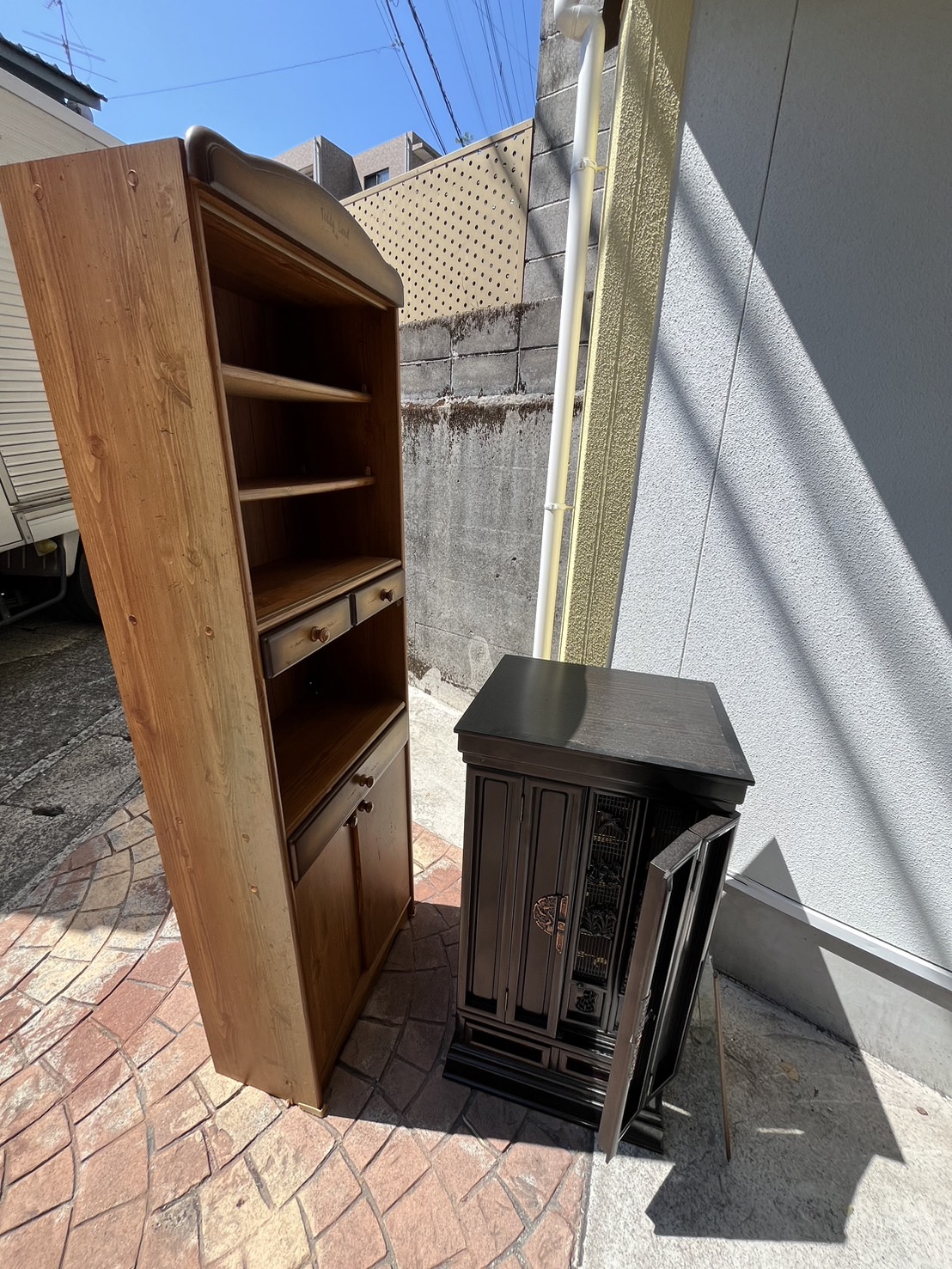 【鹿児島市 I様】本棚の処分に伴う不用品回収の回収事例