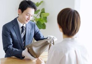 遺品整理士の資格は必須ではない