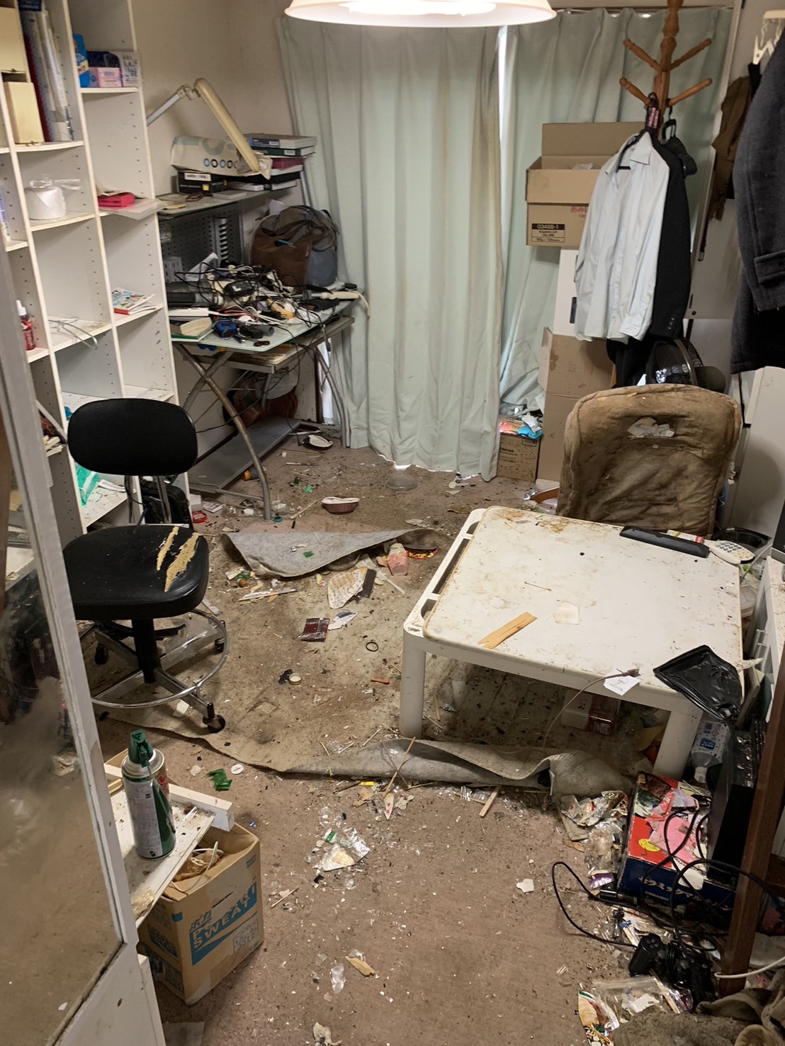 ゴミ屋敷化した部屋の大量不用品回収の事例